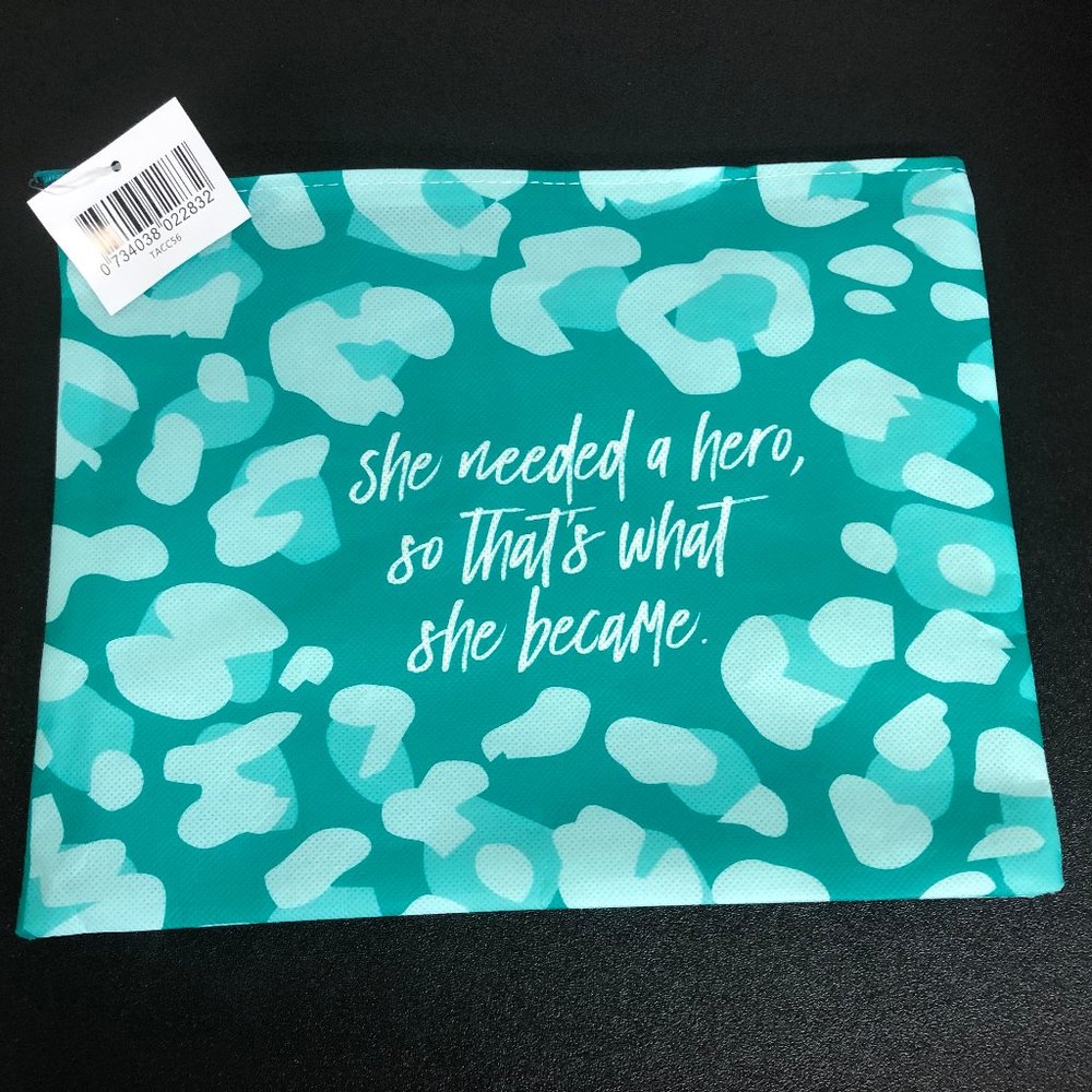 NWT Large travel cosmetic bag